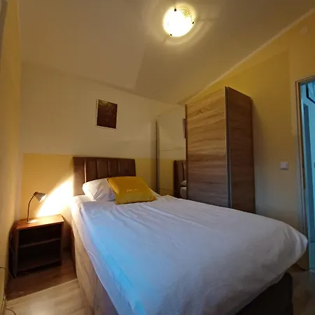 Beachfront With Balcony And Sea View Apartment Vrsi