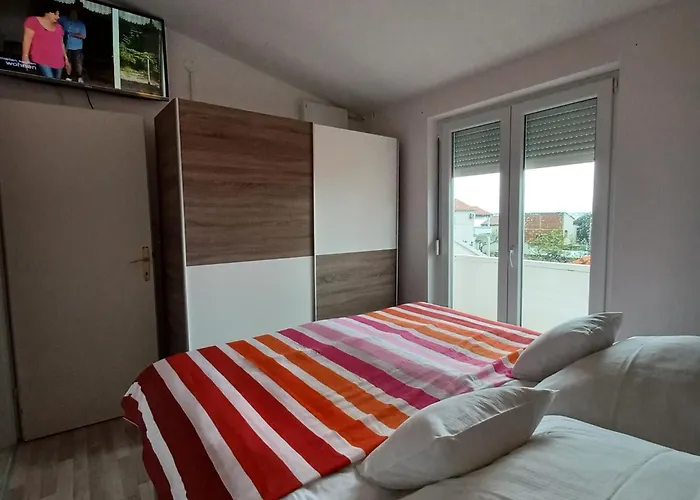 Appartement Beachfront With Balcony And Sea View